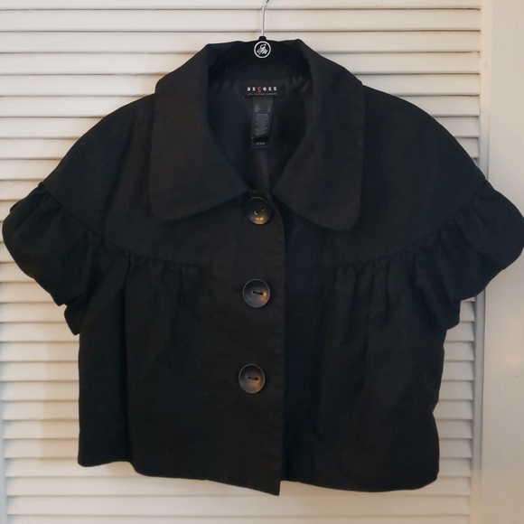 Axcess Cropped Jacket - Picture 2 of 7